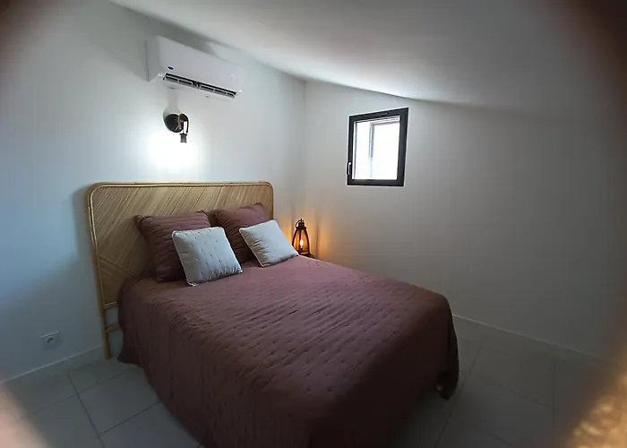 Havre De Paix Au Bord De - Casa Marina Borgo (Corsica)