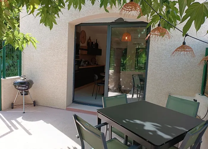 Havre De Paix Au Bord De - Casa Marina Borgo (Corsica)